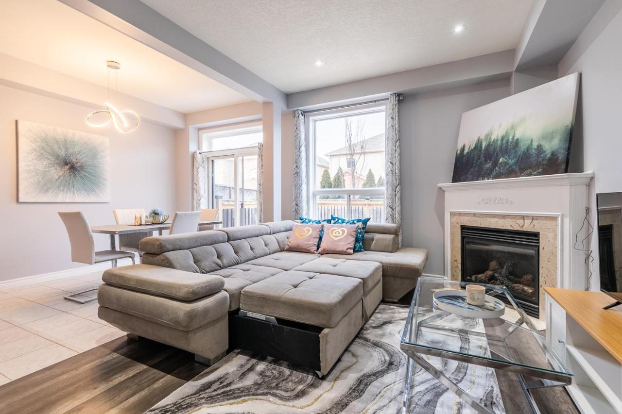 3Br 2Ba Townhomes With Hot Tub & Bbq By Globalstay Hamilton Exterior photo